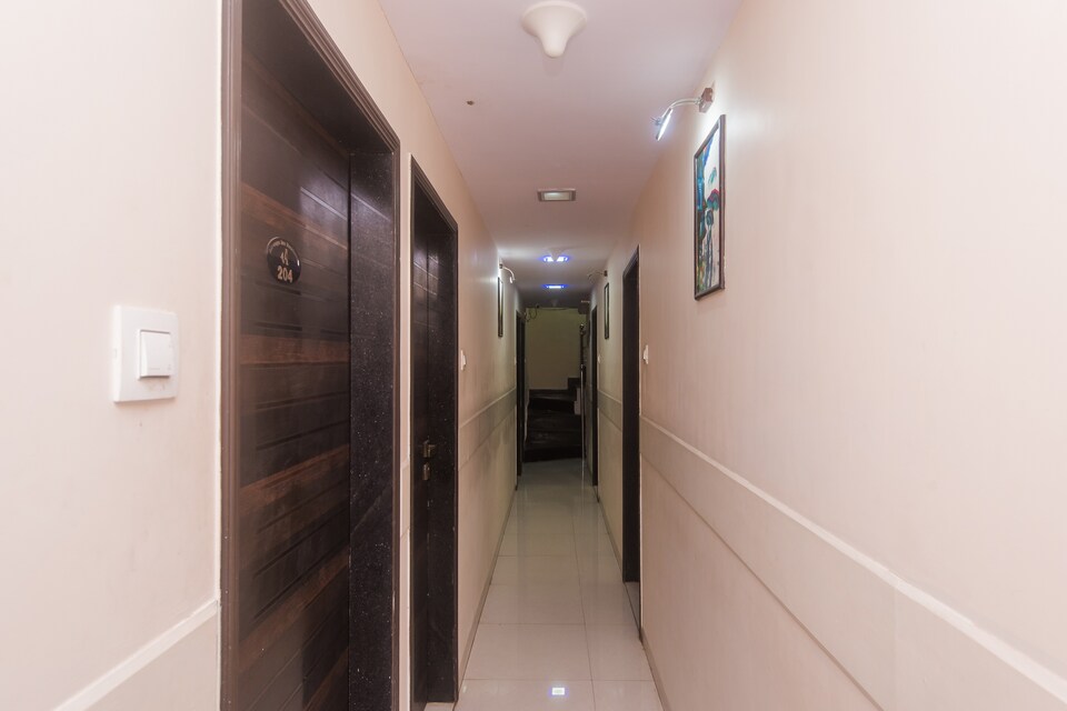 OYO 48005 Hotel Airways Inn Residency, Mumbai International Airport, Mumbai