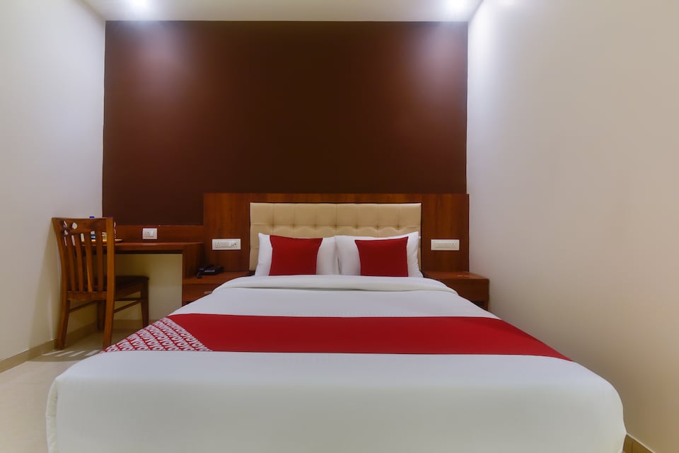 OYO Shubham Residency, Mumbai- Kalyan-Bhiwandi- Badalapur, Mumbai