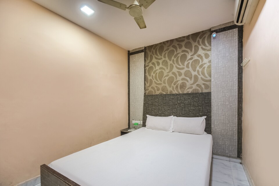 live as CHN1636, Mount Road, Chennai