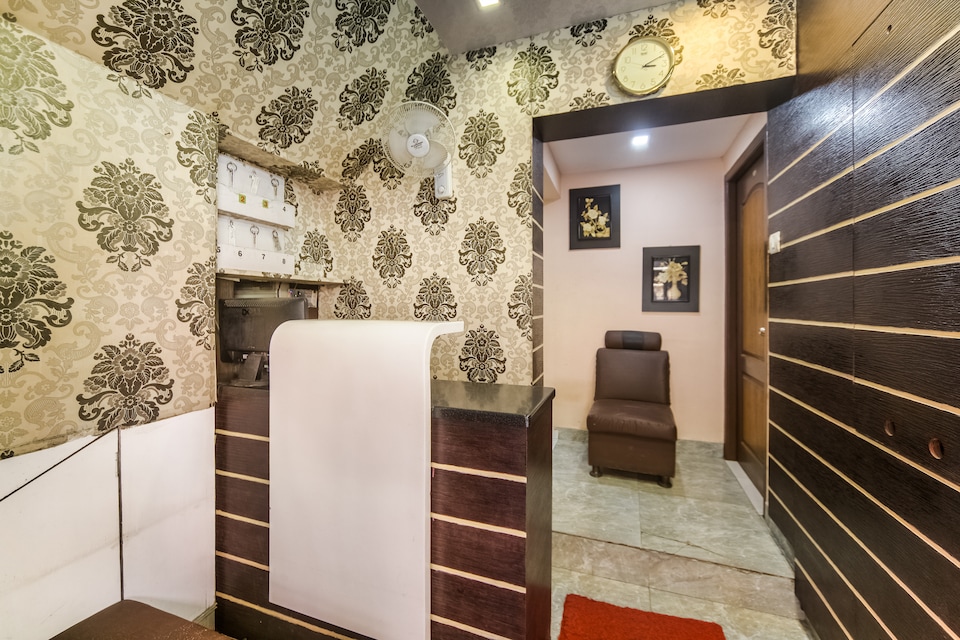 live as CHN1636, Mount Road, Chennai