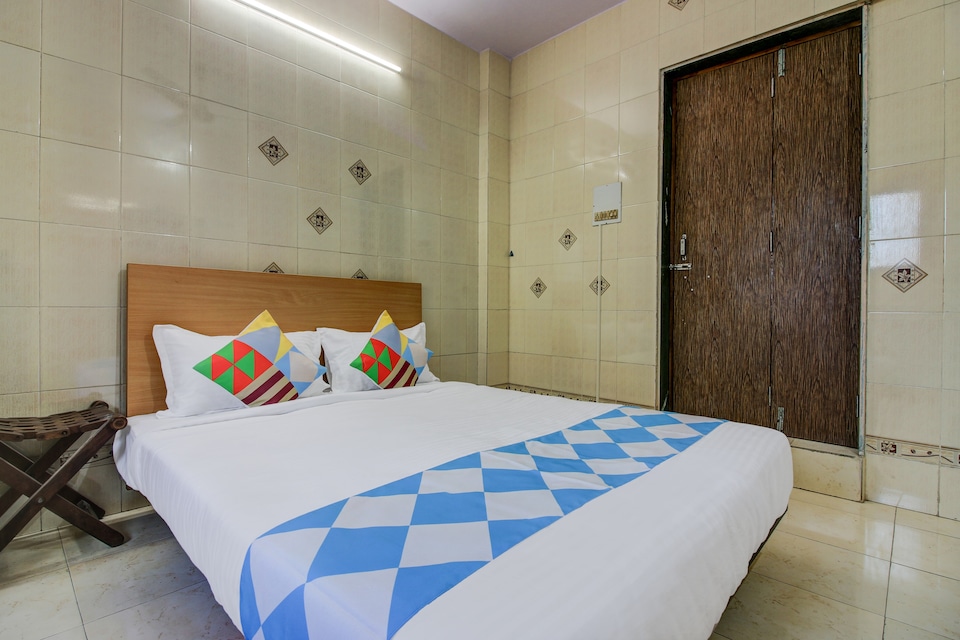 OYOHome 48029 Comfortable StudioSukrutamKharghar, Navi Mumbai, Mumbai