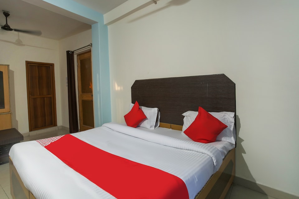 OYO 48034 Thakur Brothers Restaurant And Bar, Hamirpur city, Hamirpur