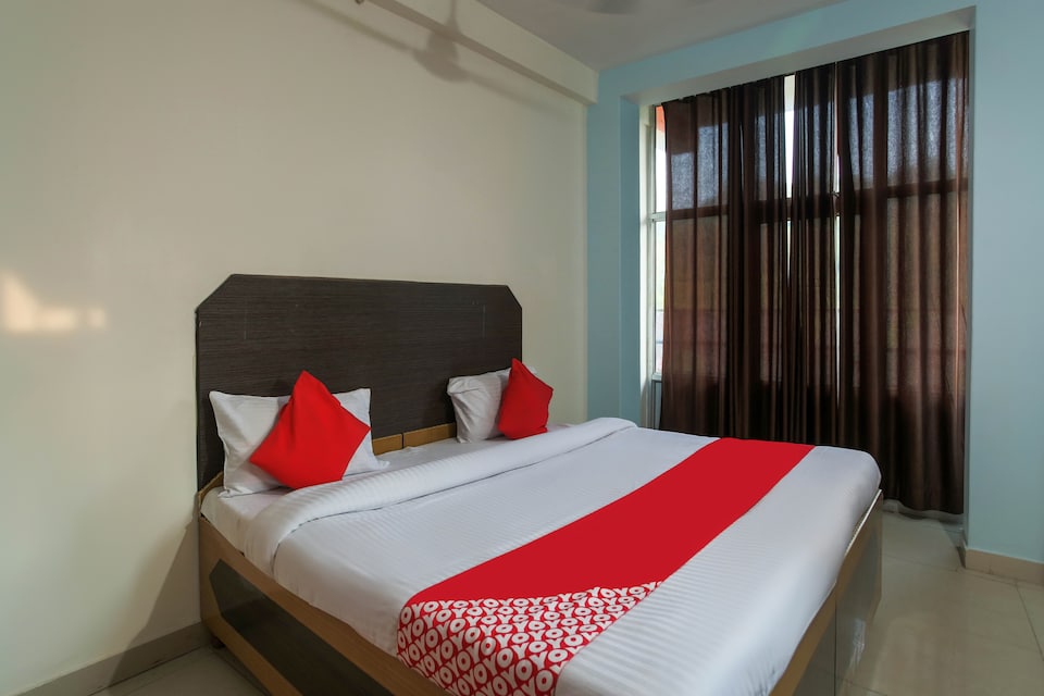 OYO 48034 Thakur Brothers Restaurant And Bar, Hamirpur city, Hamirpur