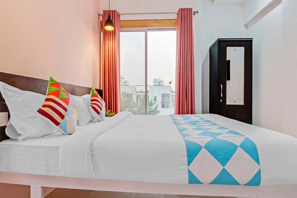 live on pun1647, Baner Pune, Pune