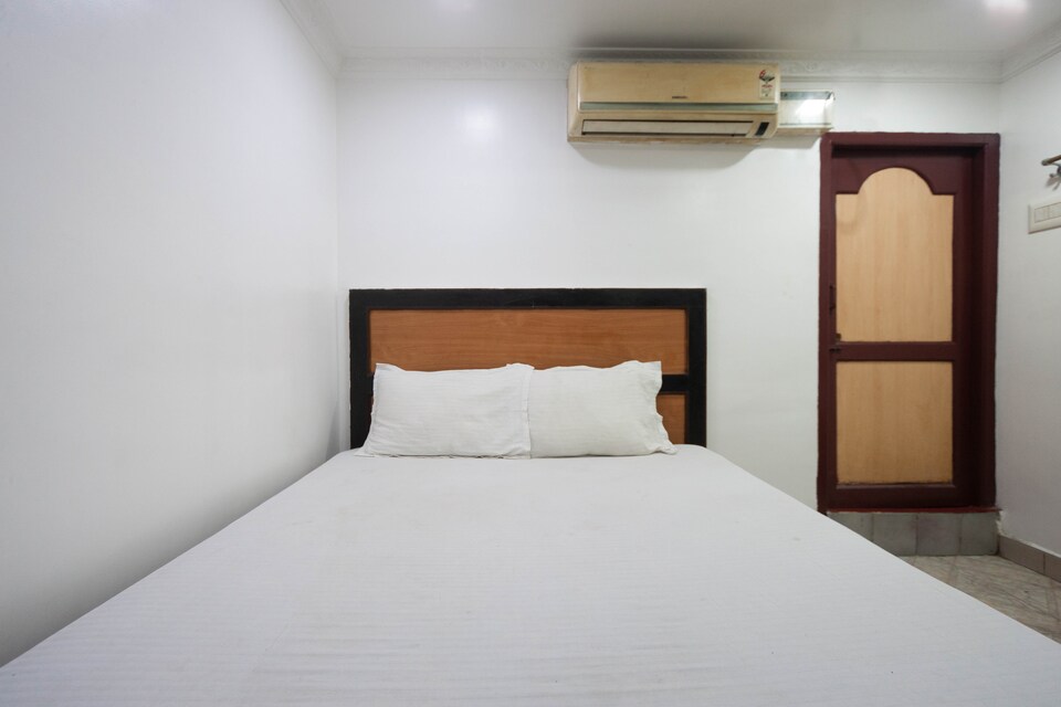 SPOT ON 48069 National Towers Inn, Anna Salai Chennai, Chennai