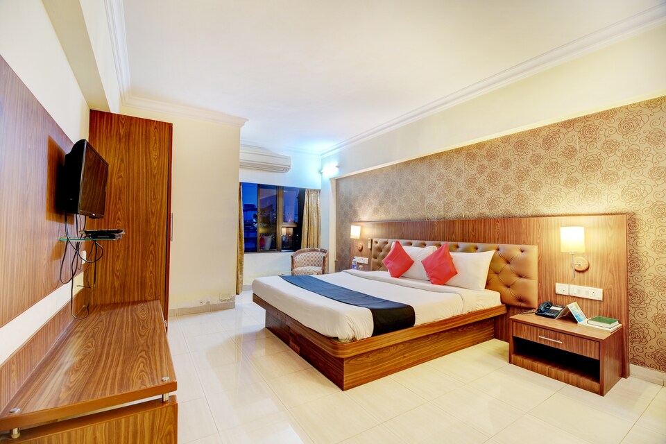 Capital O 48073 K Star Hotel, CBD Belapur Mumbai, Mumbai