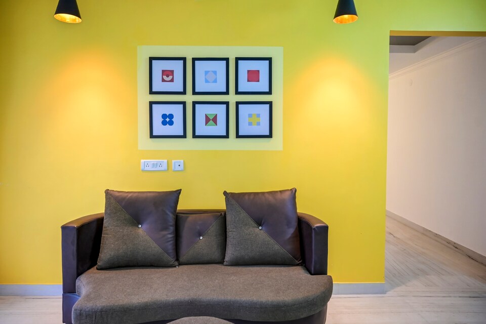 OYO Home 48080 Comfortable Stay Kalinga Nagar, Sum Hospital Road, Khandagiri Bhubaneswar, Bhubaneswar