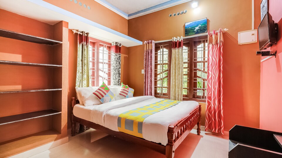 OYO Home 48093 Pavithra Homestay, Marayoor Munnar, Munnar