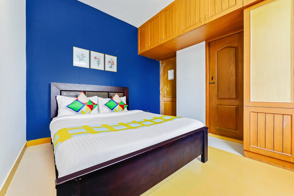 OYO Home 48107 Breezy Stay Neelankarai, ECR Chennai, Chennai