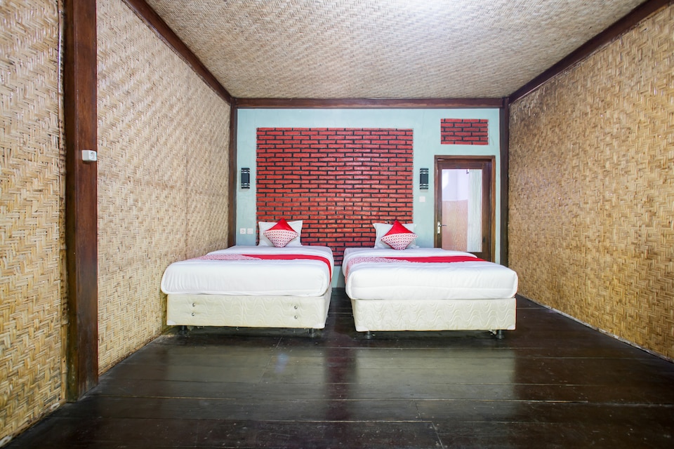 OYO 1415 Ijen Resto & Guest House, Tamansari Banyuwangi, Kabupaten Banyuwangi