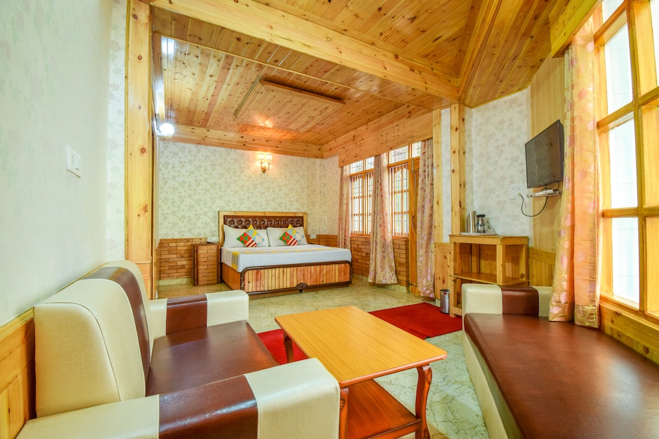 OYO Home 48130 Luxurious Stay Dhali Bypass, Sanjauli, Shimla