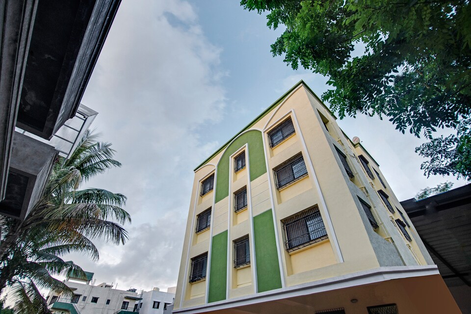 OYO LIFE PUN845 Viman Nagar, Viman Nagar, Pune