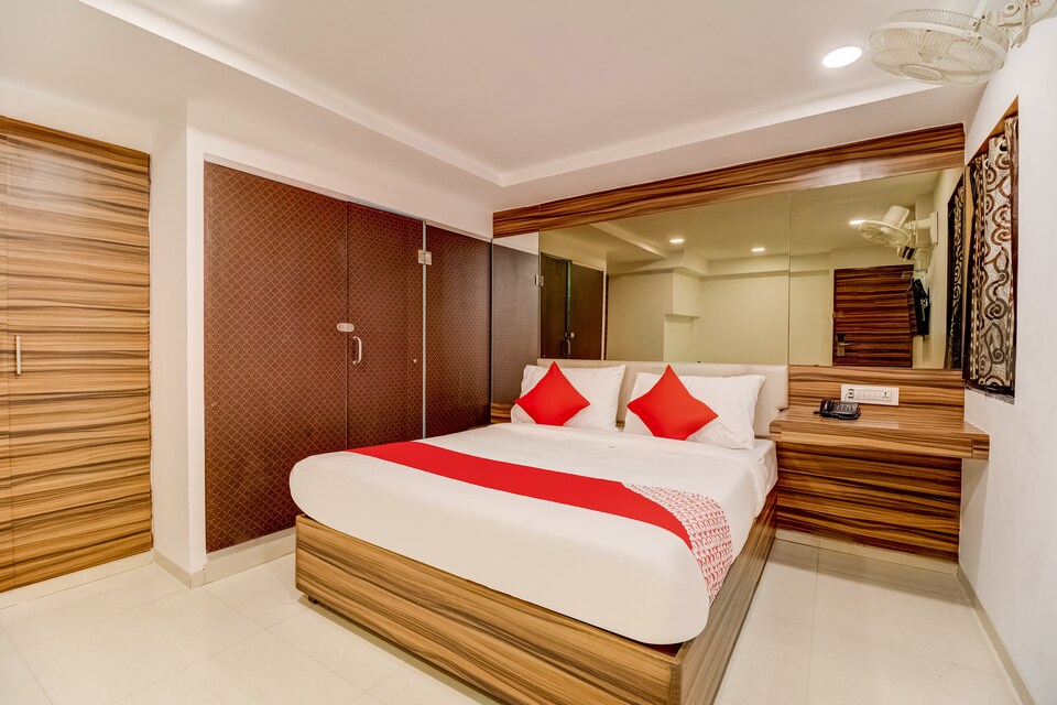 OYO Flagship 48142 Marol Metro Station, Mumbai International Airport, Mumbai