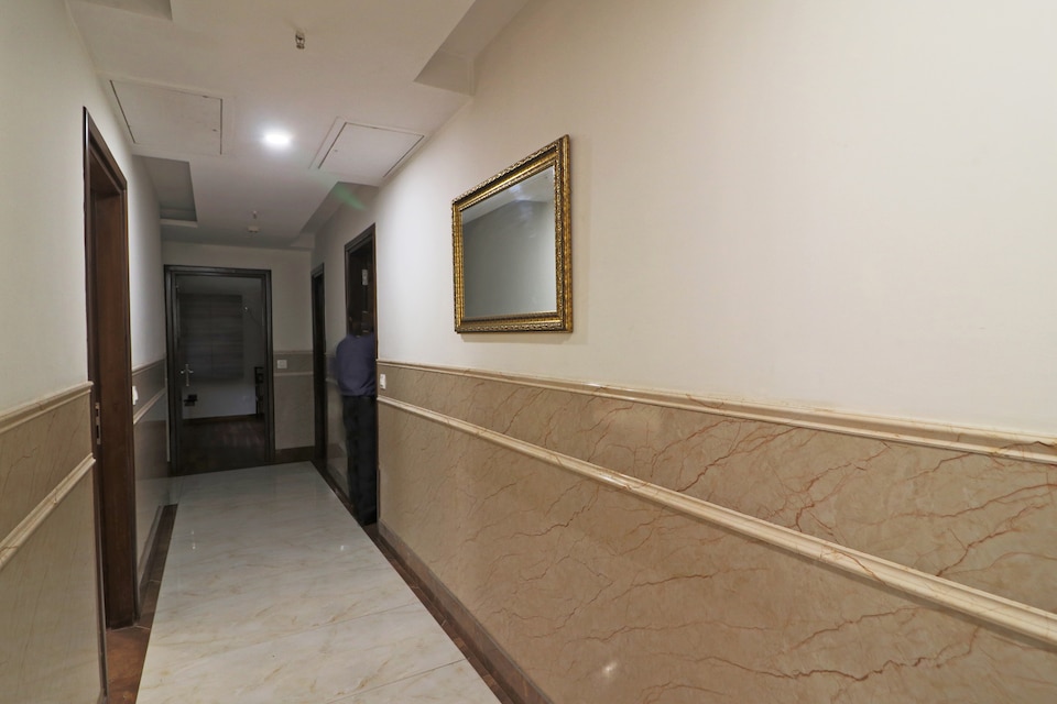 OYO 48146 Satyam Rooms, Paschim Vihar Delhi, Delhi
