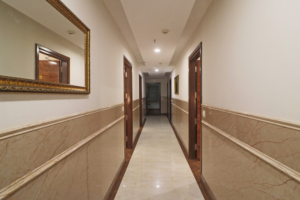 OYO 48146 Satyam Rooms, Paschim Vihar Delhi, Delhi