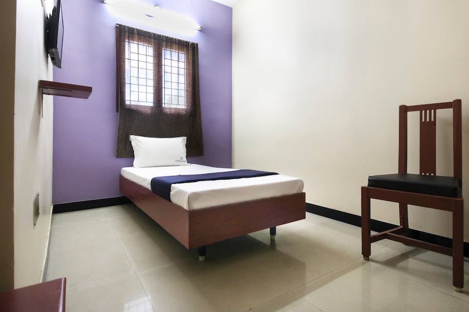 SPOT ON 48157 Hotel Ganesh , Thanjavur, Thanjavur