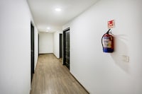Super Townhouse Shahdara Near Yamuna Sports Complex Formerly Hotel Ipotel