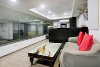 Super Townhouse Shahdara Near Yamuna Sports Complex Formerly Hotel Ipotel