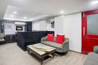 Super Townhouse Shahdara Near Yamuna Sports Complex Formerly Hotel Ipotel