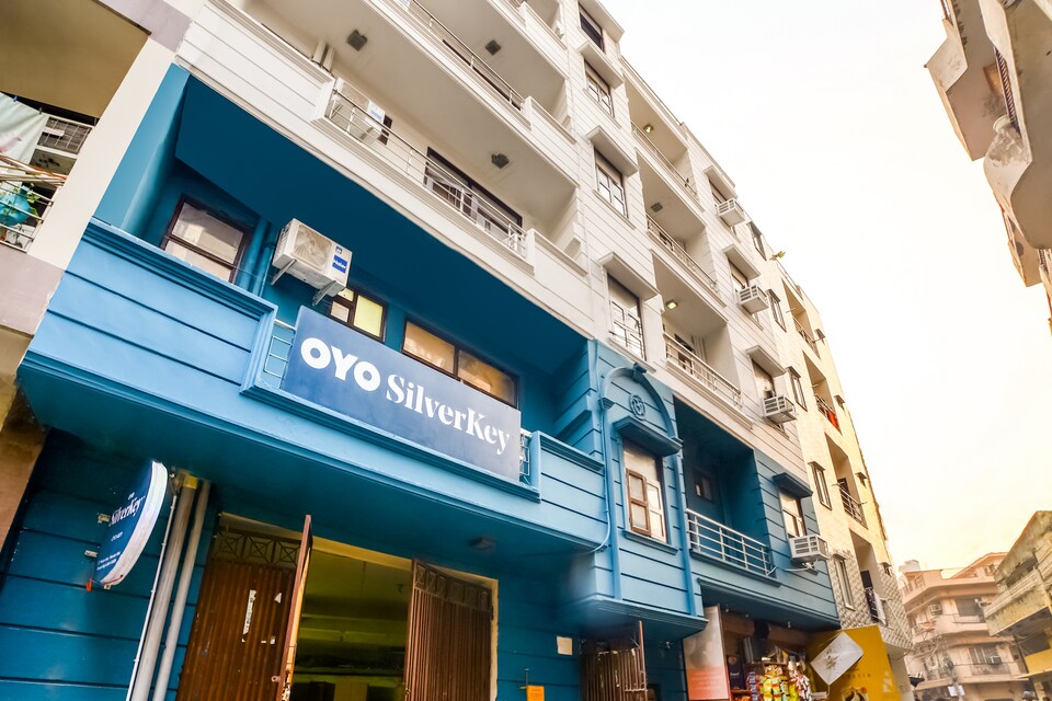 OYO SilverKey Manohar Park 2 Near Satyam Inox Patel Nagar, Patel Nagar Delhi, दिल्ली