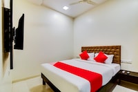 OYO Flagship 48225 Hotel Kirti