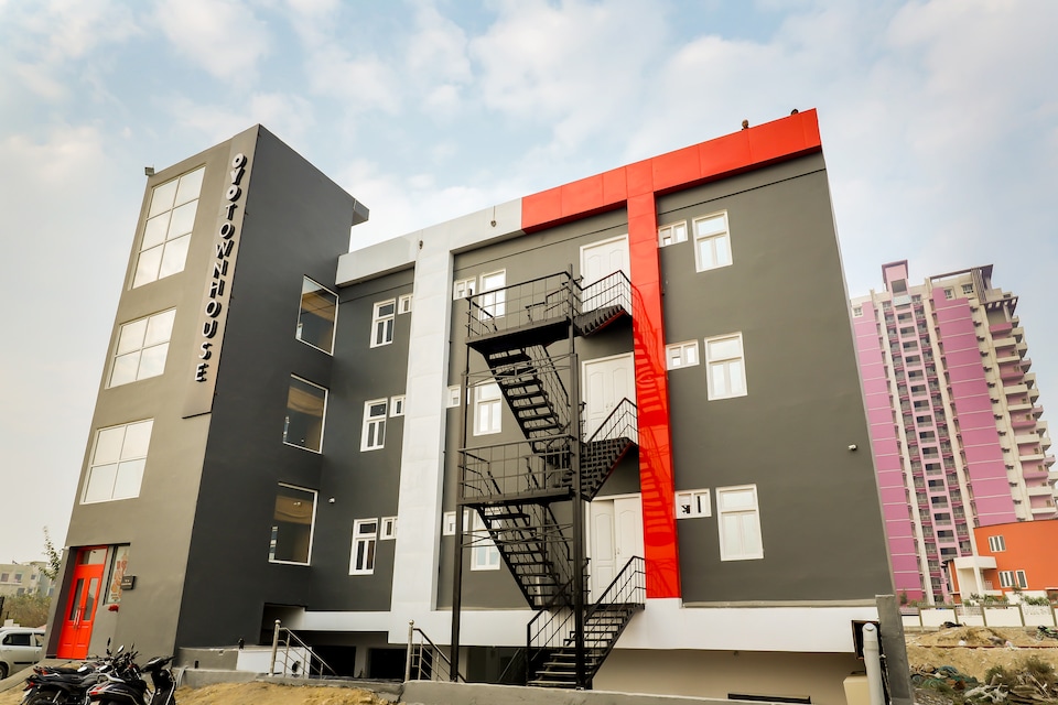 OYO Townhouse 291 Siddharth Vihar Ghaziabad, Ghaziabad City, Ghaziabad