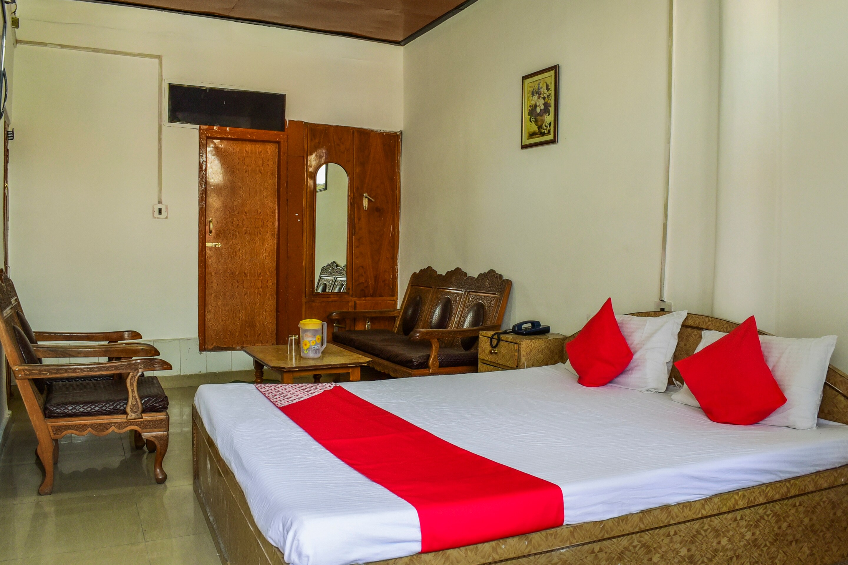 Hotels Srinagar Starting     845                                         Srinagar Hotels