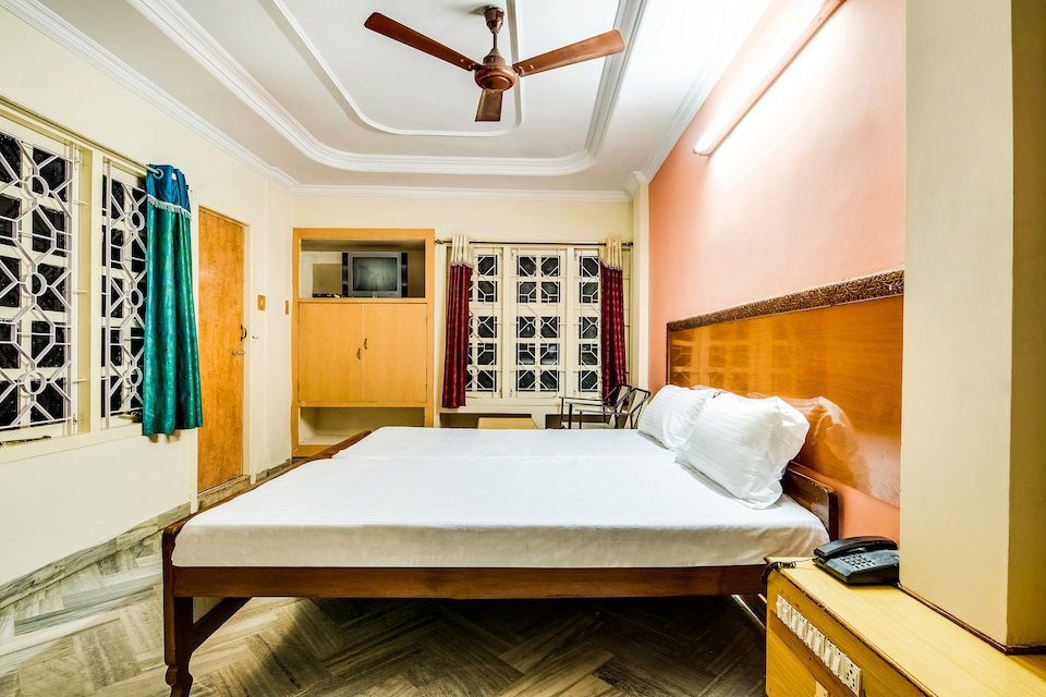 SPOT ON 48249 Udupi Sri Durga Residency, Ramaraopet Kakinada, Kakinada