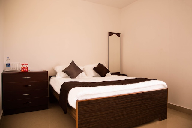 OYO Apartment Perungudi Near Thiruvalluvar Nagar Beach
