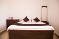 OYO Apartment Perungudi Near Thiruvalluvar Nagar Beach