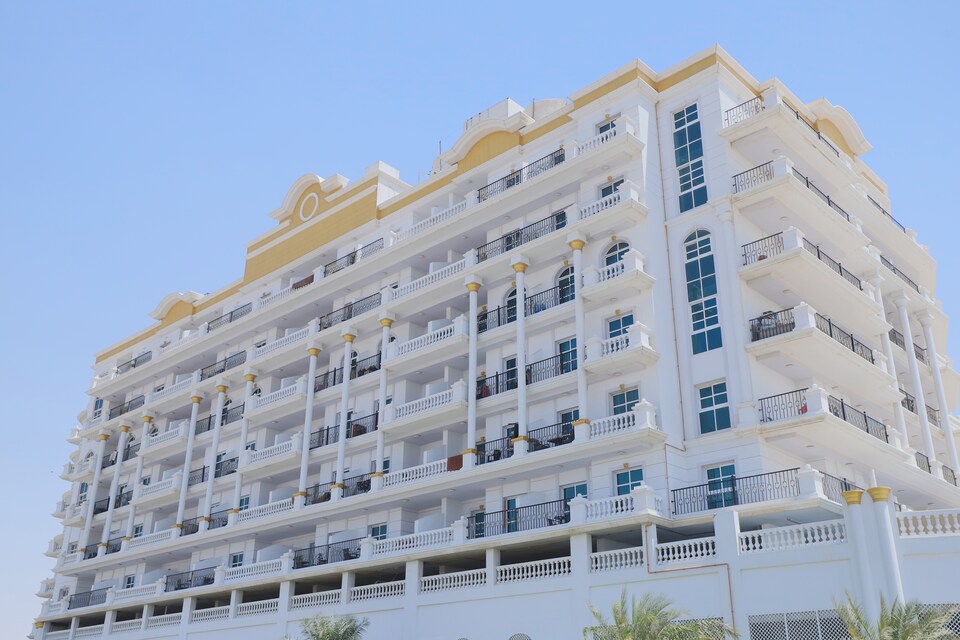 OYO Home 256 1BHK Qasr Sabah 3, Al Barsha Dubai, Dubai