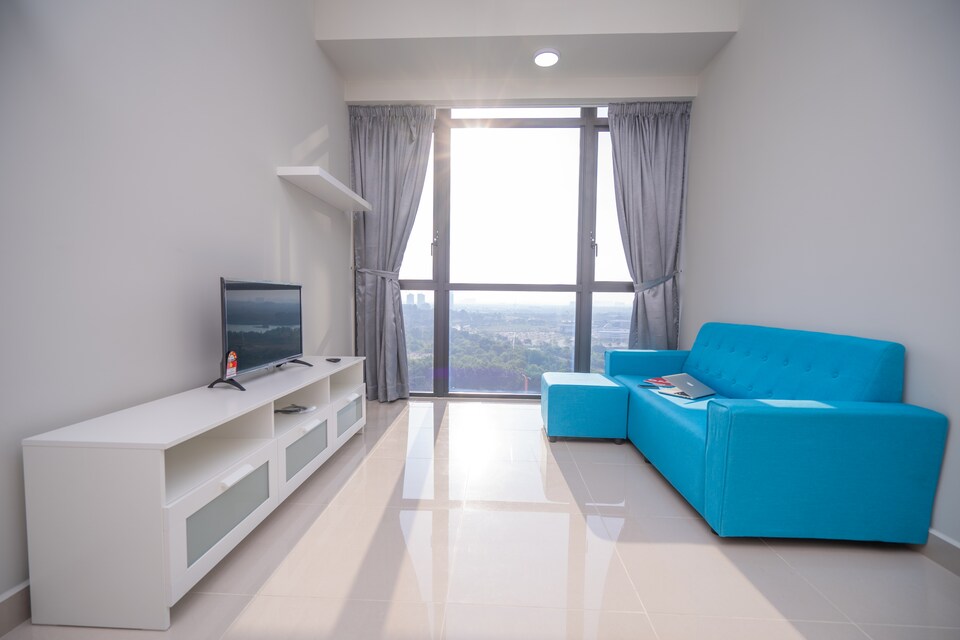 OYO Home 89310 Cozy 2br Third Avenue, Cyberjaya, Cyberjaya