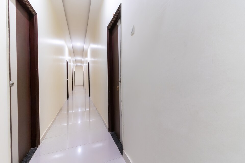 OYO 48380 Hotel Satkar, Lanka, Varanasi