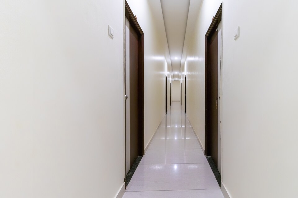 OYO 48380 Hotel Satkar, Lanka, Varanasi