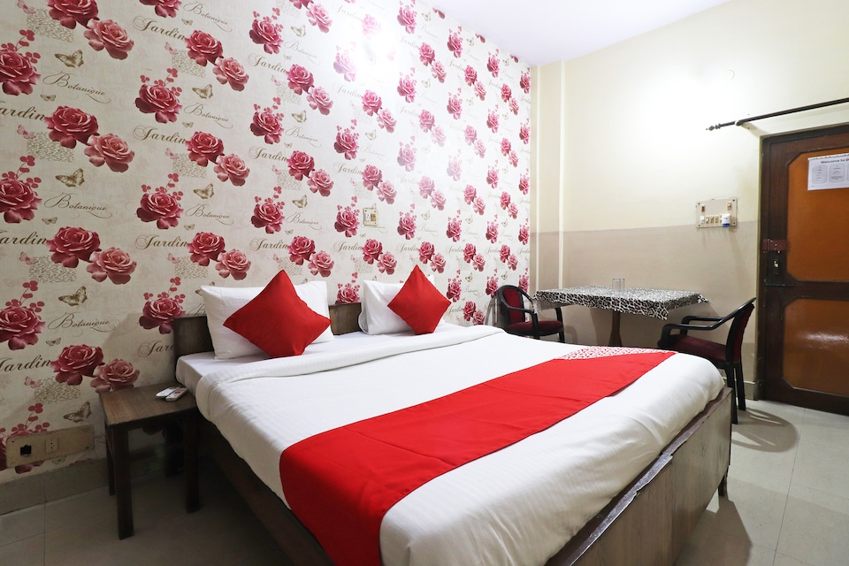 OYO 48387 Hotel Shelton, Bulandshahr, Bulandshahr
