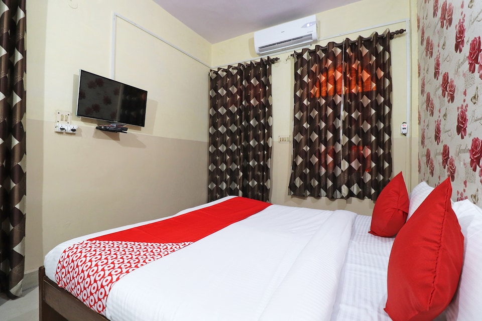 OYO 48387 Hotel Shelton, Bulandshahr, Bulandshahr