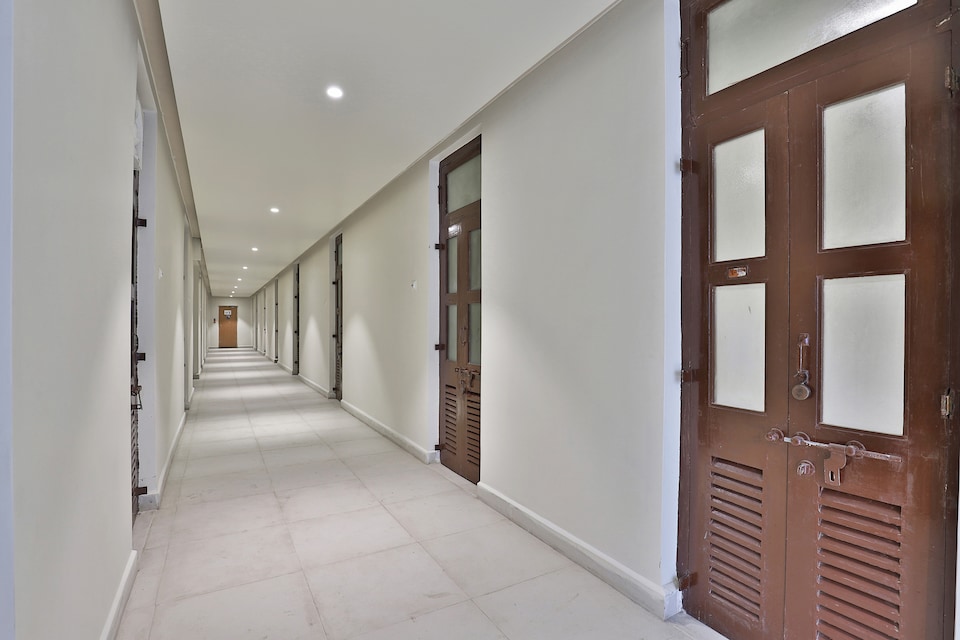 OYO 48390 Hotel Satkar, Somnath, Somnath