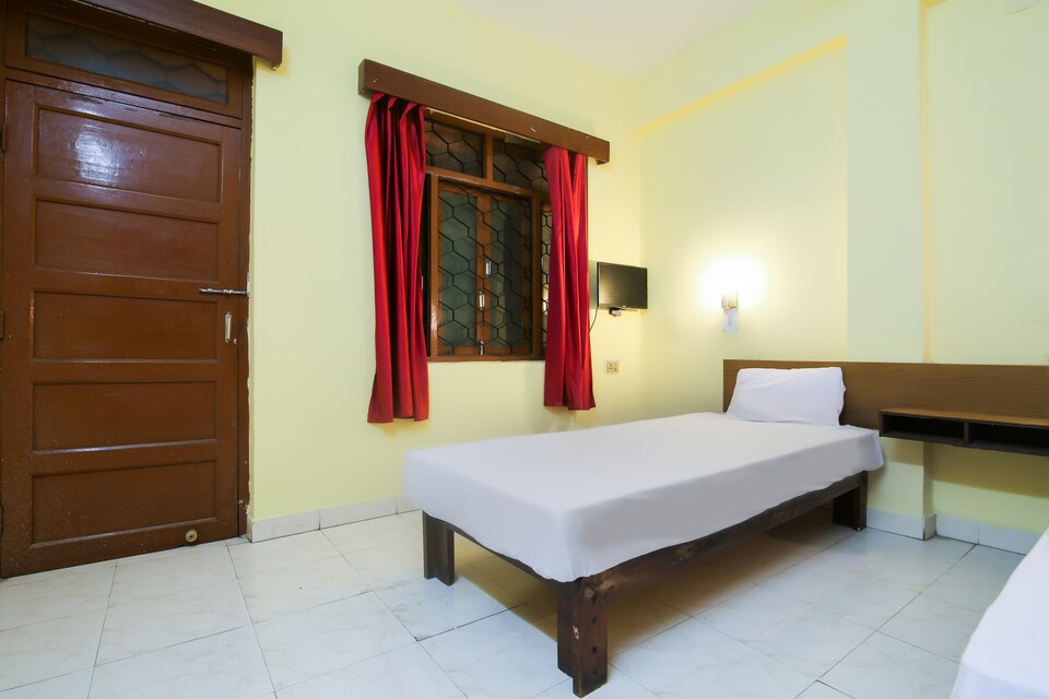 OYO 48391 Hotel Teles, Vasco Goa, Goa