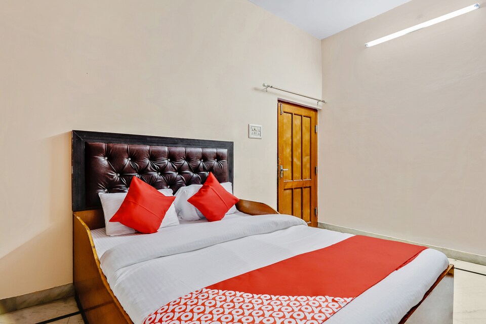 OYO 48402 Hotel J K, Bharatpur, Bharatpur