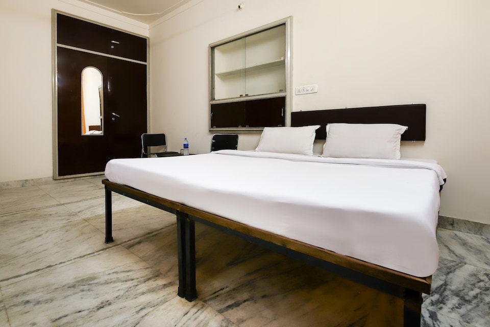 OYO 48411 Bhairav Palace Hotel And Restaurant, Goverdhan Sagar, Udaipur