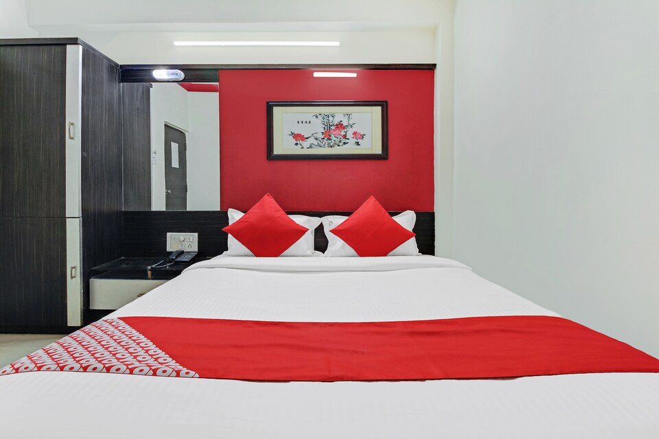 OYO Sai Pritam, Pathardi Phata Nashik, Nashik