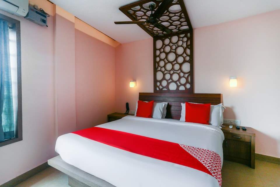 OYO 48419 Mini Residency, Thampanoor Trivandrum, Trivandrum