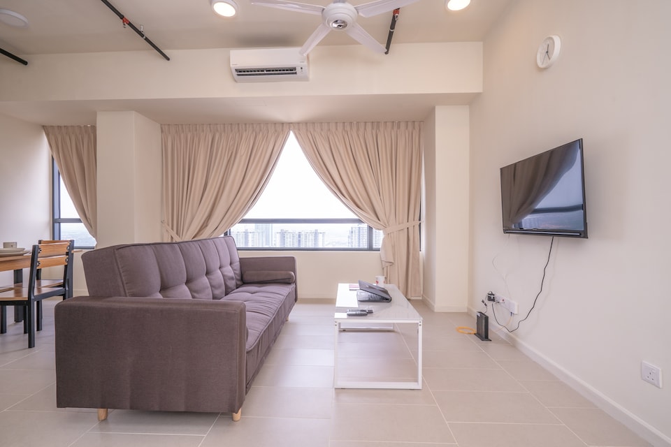 OYO Home 89321 Amazing 1br Tamarind Suites, Cyberjaya, Cyberjaya
