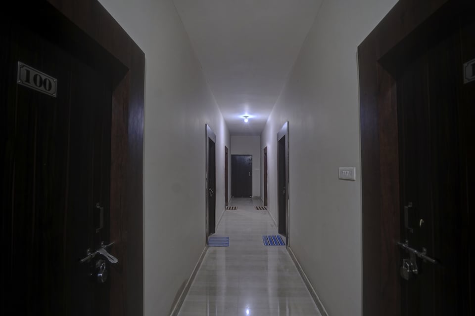 OYO 48449 Khandai Palace, Patia Bhubaneswar, Bhubaneswar
