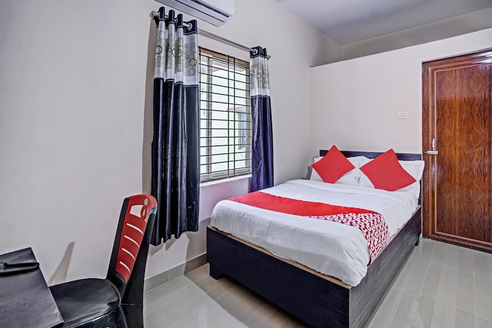 OYO 48449 Khandai Palace, Patia Bhubaneswar, Bhubaneswar