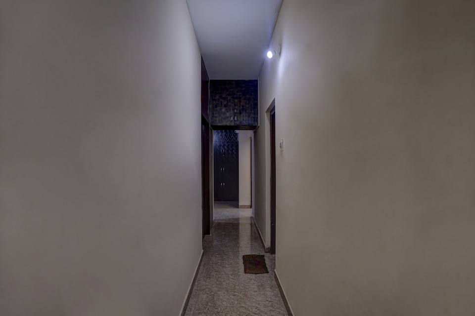 OYO 48449 Khandai Palace, Patia Bhubaneswar, Bhubaneswar
