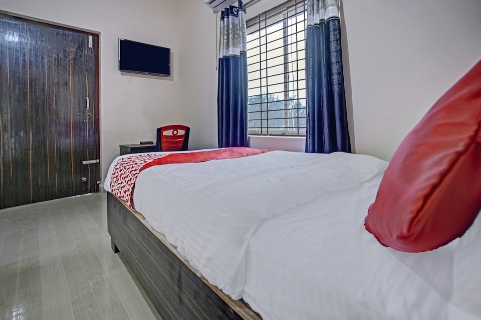 OYO 48449 Khandai Palace, Patia Bhubaneswar, Bhubaneswar