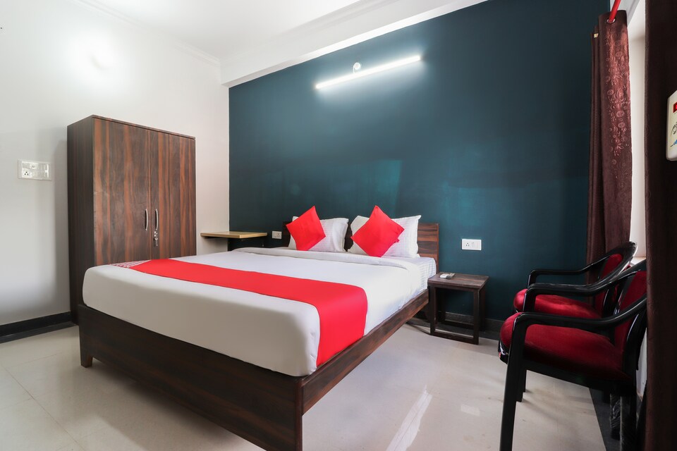 OYO 48466 Vedant Inn, Gomti Nagar Lucknow, Lucknow