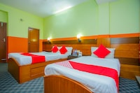 OYO 574 Hotel Residence 