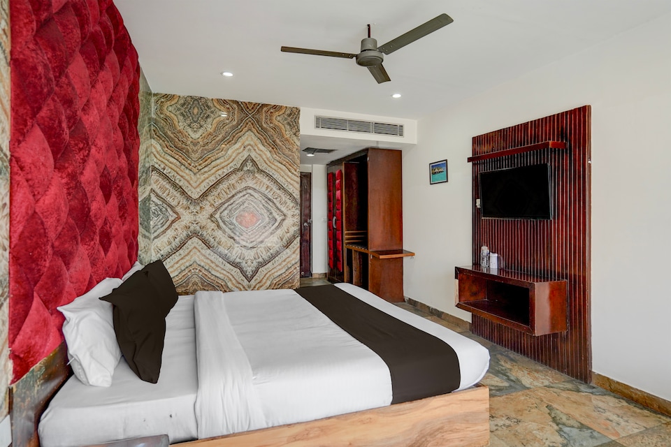 Hotel O The Golden Oyster, Dehradun ISBT, Dehradun